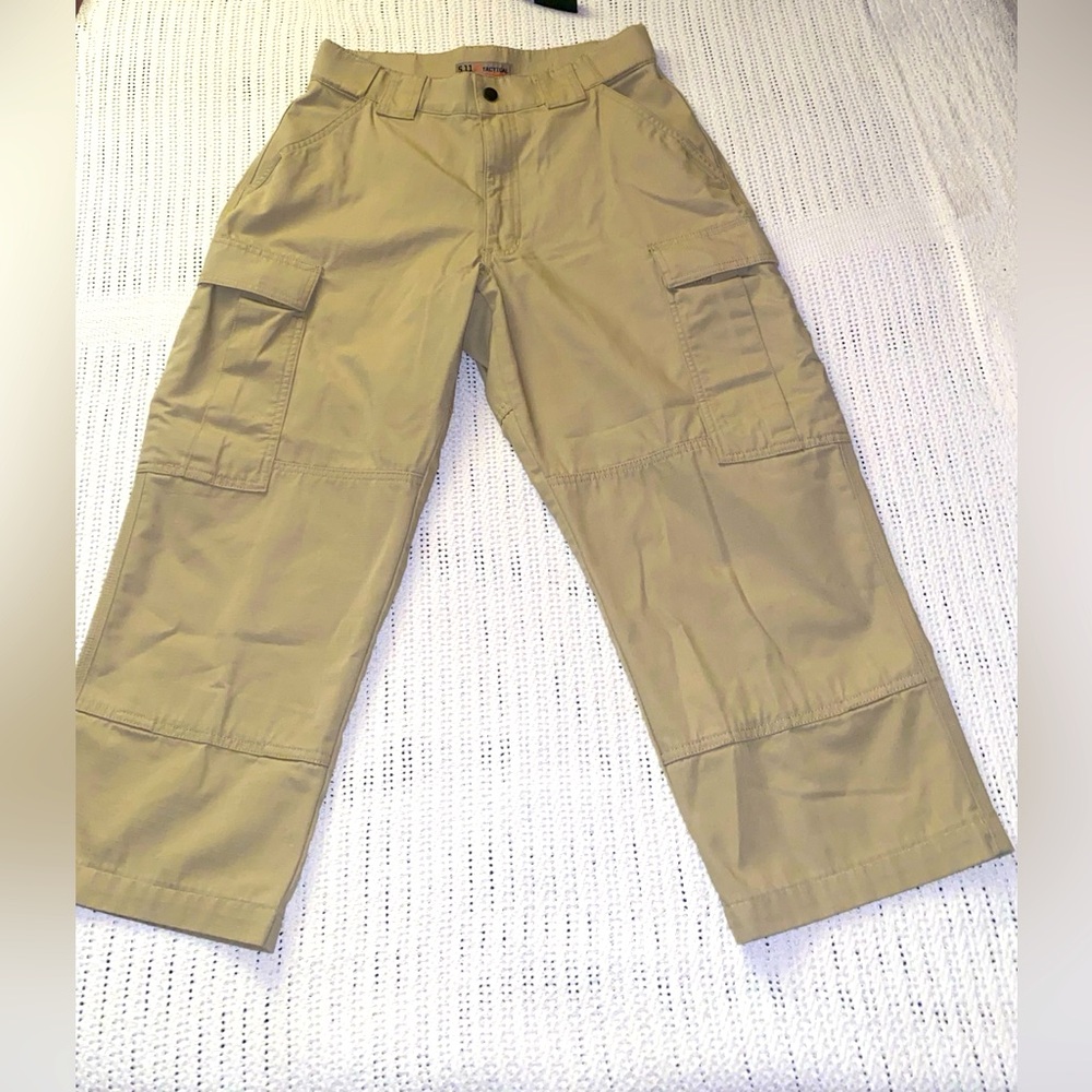 5.11 TACTICAL Women's Khaki Pants Size Medium